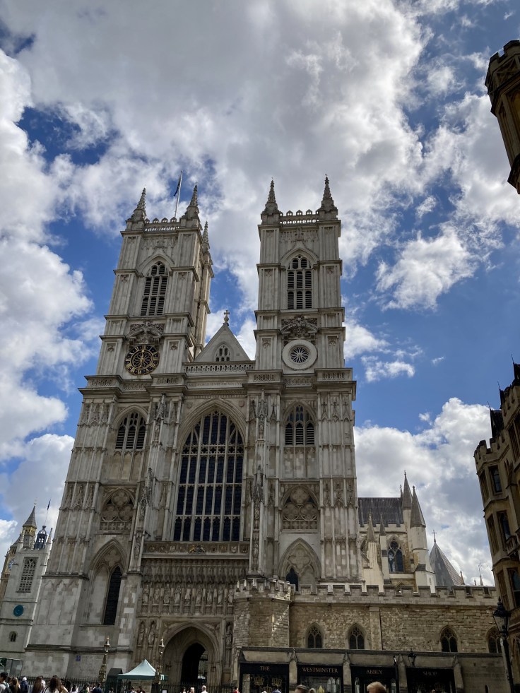 英國倫敦購物》土產掃貨走起！Burberry Outlet 博柏利倫敦暢貨中心Dragon mama uk 龍媽媽在英國｜龍三來了