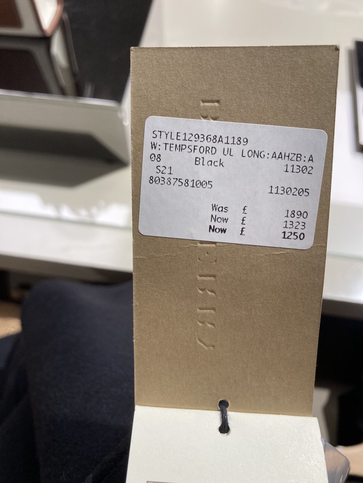 英國倫敦購物》土產掃貨走起！Burberry Outlet 博柏利倫敦暢貨中心Dragon mama uk 龍媽媽在英國｜龍三來了