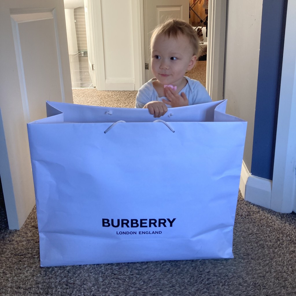 英國倫敦購物》土產掃貨走起！Burberry Outlet 博柏利倫敦暢貨中心Dragon mama uk 龍媽媽在英國｜龍三來了